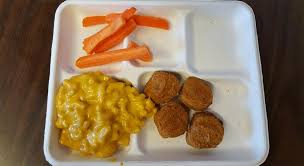 School lunch stirs up wide ranging opinion.